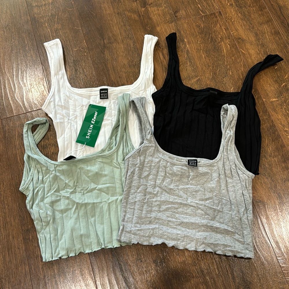 New SHEIN 4 Cropped tank tops